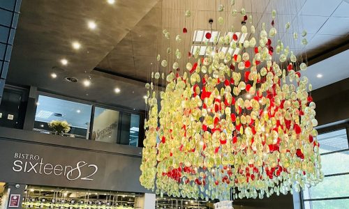 Bistro Sixteen82