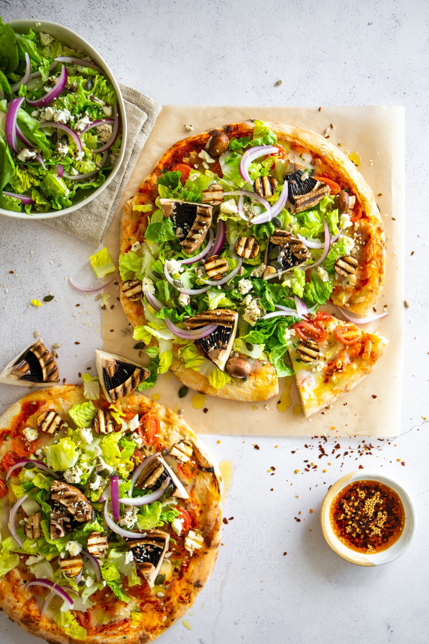 You are currently viewing <strong>SAMFA – Grilled Mushroom Salad Pizza</strong>