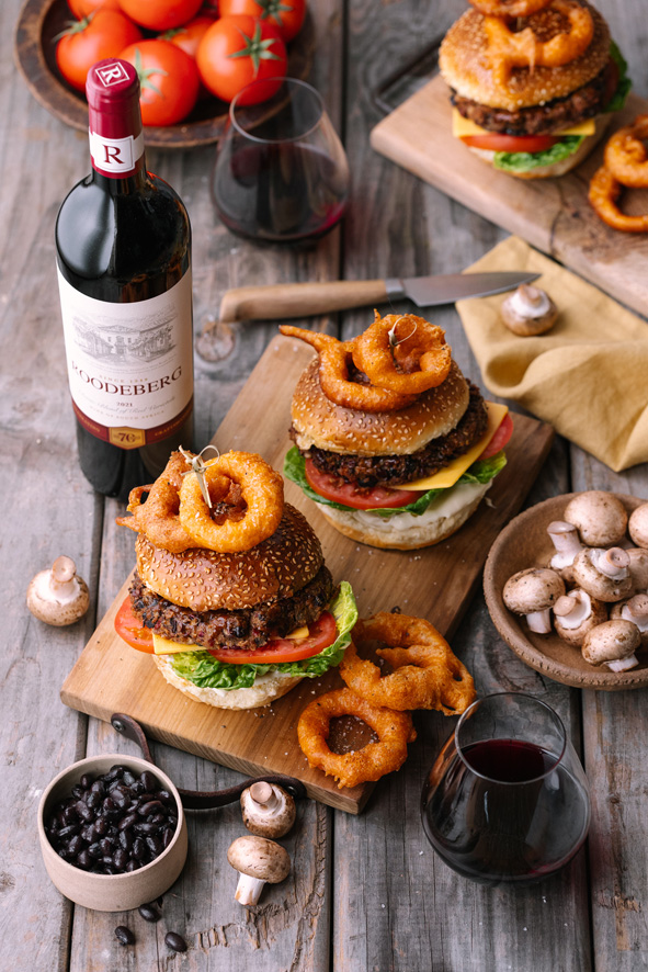You are currently viewing <strong>Feast on veggie burgers with a Roodeberg twist this summer</strong>