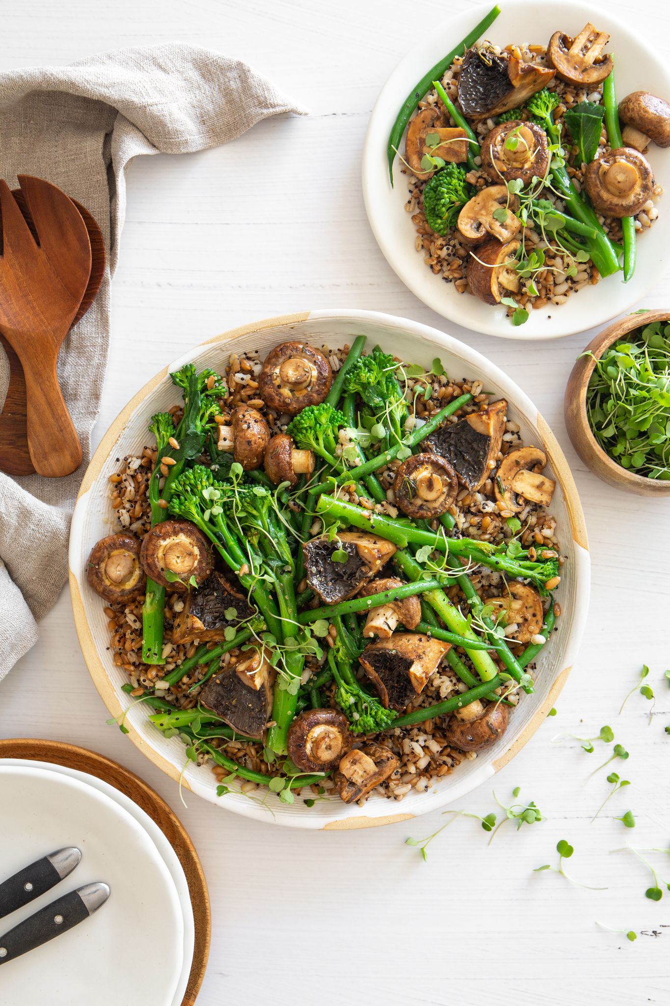 You are currently viewing <strong>Balsamic Mushrooms with Beans, Broccoli & Ancient Grains</strong>