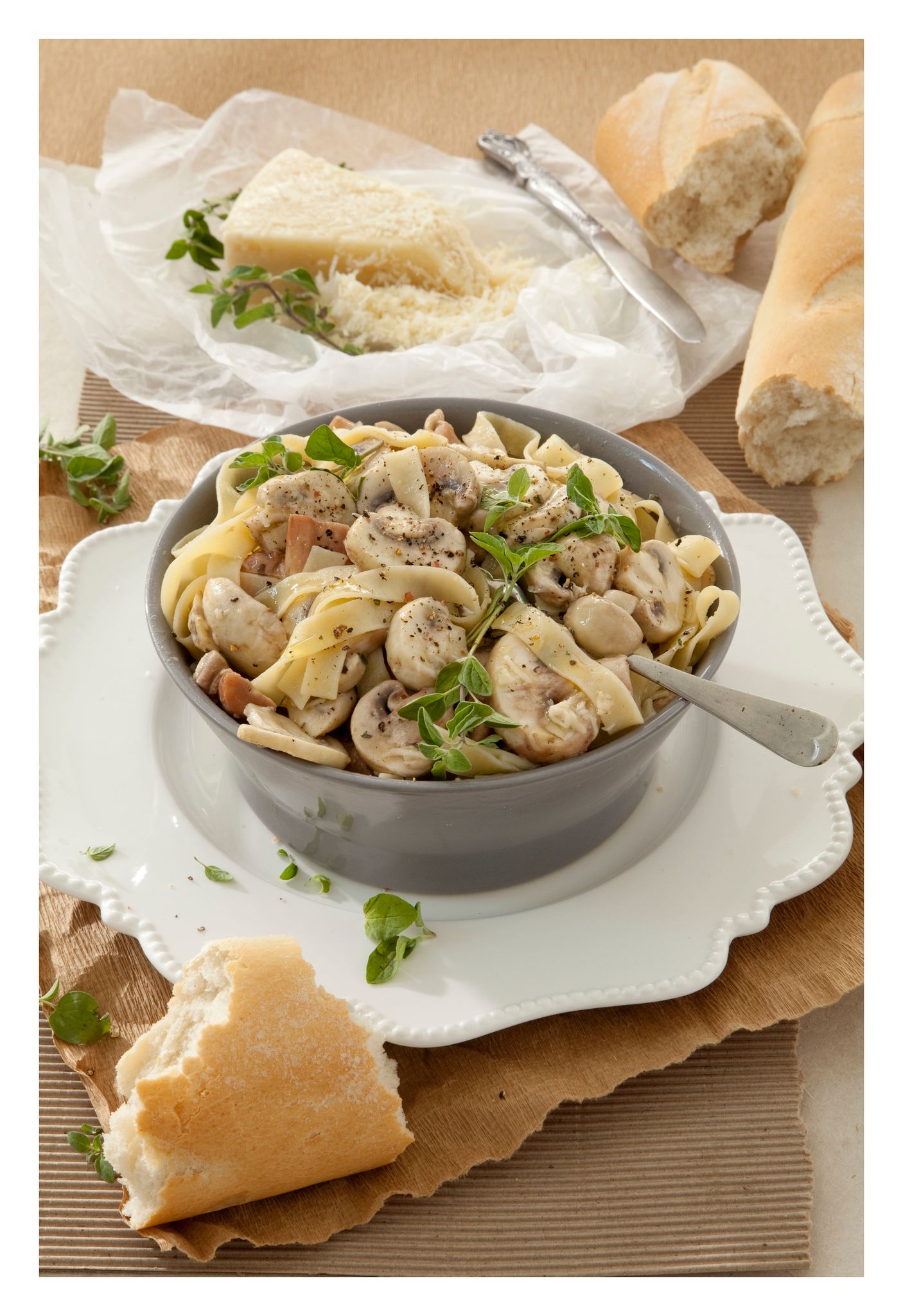 You are currently viewing TAGLIATELLE WITH MUSHROOMS AND WHITE PEPPER